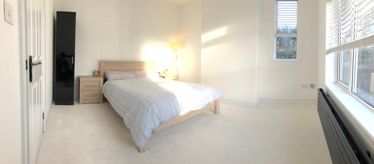 Spacious Double Bedrooms Sharing New Bathroom, En-Suite Option Available, Kings Lynn King's Lynn Dış mekan fotoğraf