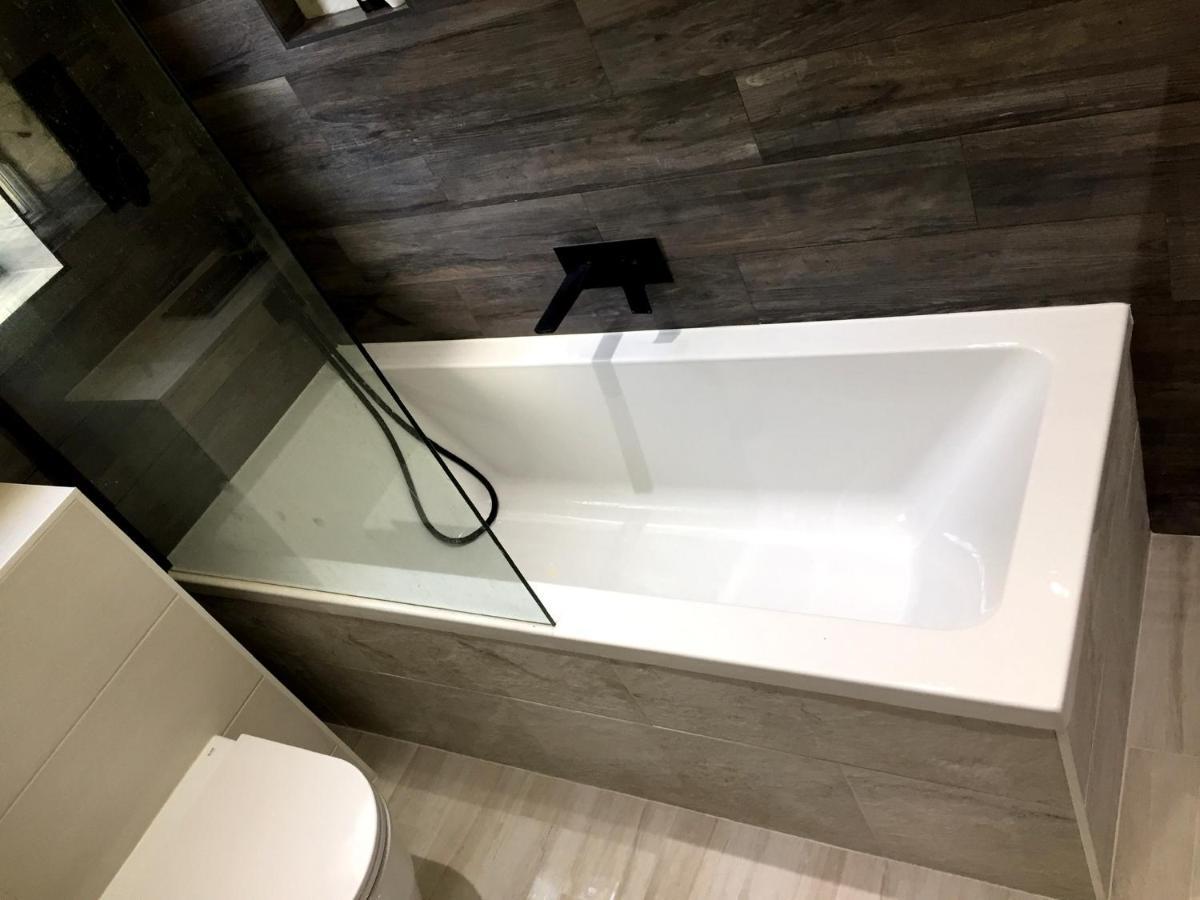 Spacious Double Bedrooms Sharing New Bathroom, En-Suite Option Available, Kings Lynn King's Lynn Dış mekan fotoğraf